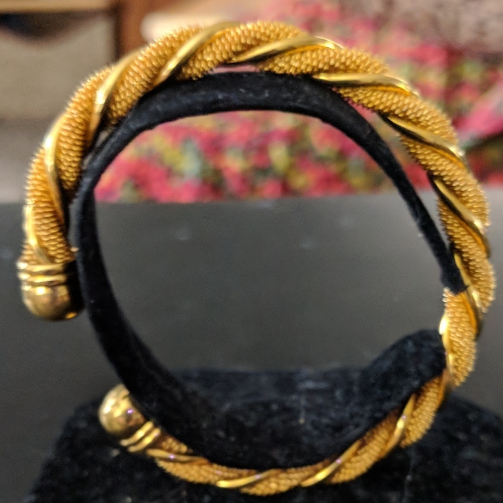 Gold Metal Bangle